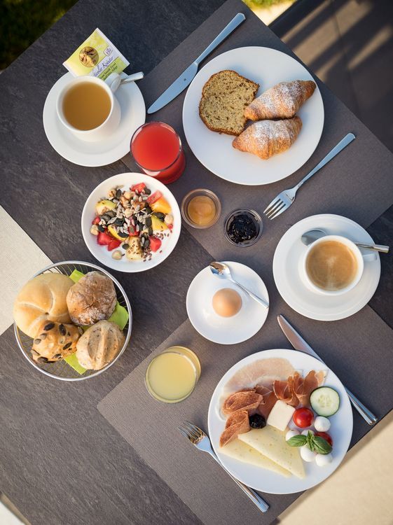 Reichhaltiges Frühstück und Brunch in Kaltern im Hotel Torgglhof